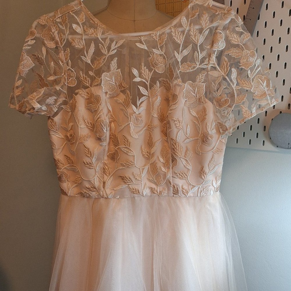 Chi Chi London Pink Lace Dress NWT XL